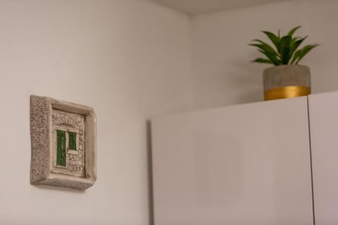 Apartment, 1 Bedroom, Smoking, Patio | 1 bedroom, soundproofing