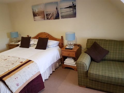Standard Double Room, Private Bathroom (Breakfast Included)