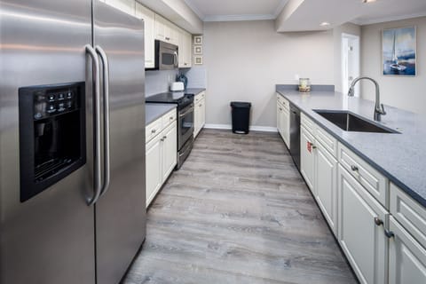 NEW KITCHEN COUNTERS, LIGHTING, & LVP FLOORING!