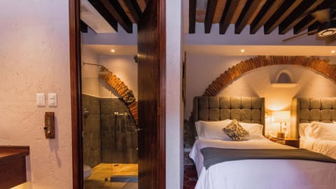 Standard Double Room (Frente a Terraza) | Premium bedding, down comforters, Select Comfort beds, in-room safe