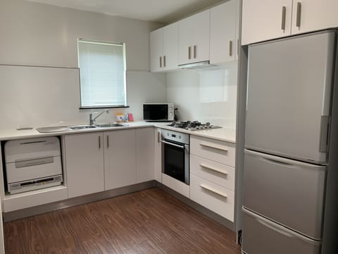 House | Private kitchen | Full-size fridge, microwave, dishwasher, toaster