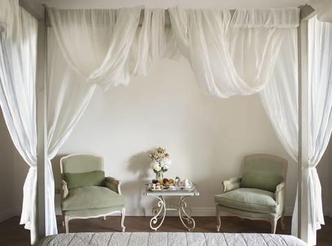 Suite, 1 King Bed, Hill View | Premium bedding, minibar, in-room safe, desk