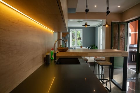 Exclusive Double Room | Private kitchen