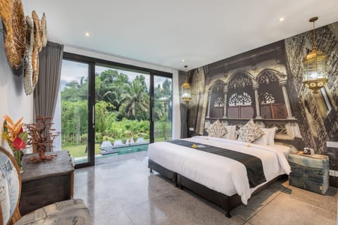 Luxury Villa, 4 Bedrooms, Pool View | Desk, free WiFi, bed sheets