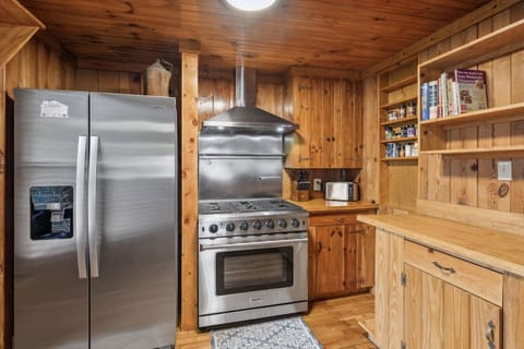 Upgraded kitchen fully stocked for your vacation!