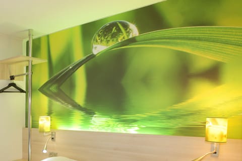 Desk, soundproofing, iron/ironing board, free WiFi