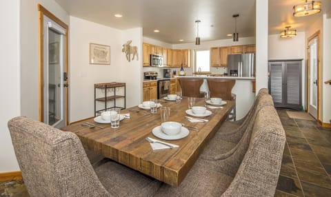 Open Concept Dining Area and Kitchen