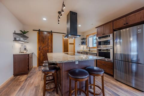 Share a meal at the island with seating for 6