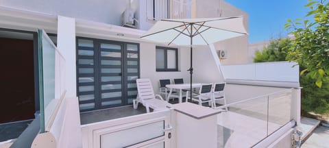 Apartment | Terrace/patio
