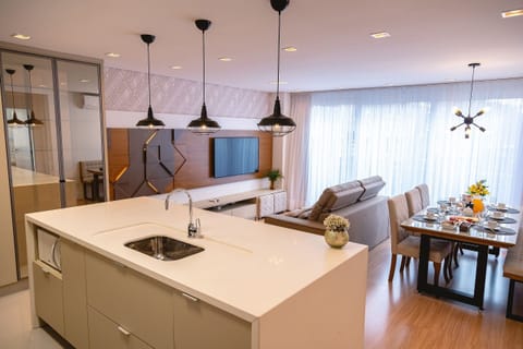 Comfort Apartment | Private kitchen | Cookware/dishes/utensils