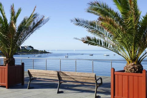 Region [summer] (&gt;5 km)