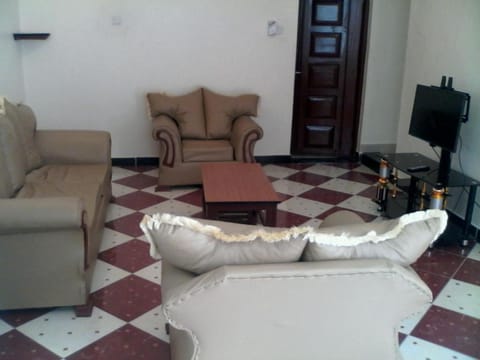 Apartment, 2 Bedrooms | Living room | Flat-screen TV