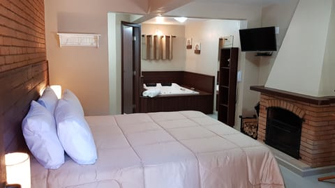 Premium Double or Twin Room | Free WiFi, bed sheets