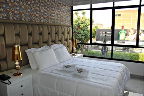 Superior Double Room, 1 Double Bed | Hypo-allergenic bedding, minibar, free WiFi, bed sheets