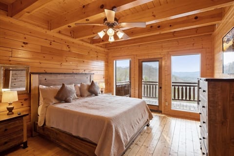 Cabin, Multiple Bedrooms | 8 bedrooms, memory foam beds, free WiFi