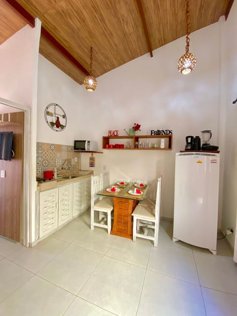 Apartment | Private kitchen | Microwave, coffee/tea maker, blender, cookware/dishes/utensils