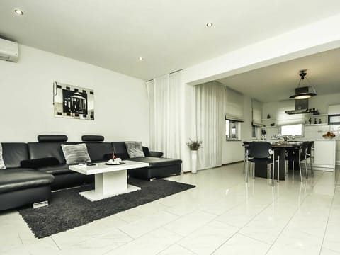 Couch, Lighting, Living Room, Table, Floor, Black-And-White, Style, Hall, Flooring, Studio Couch