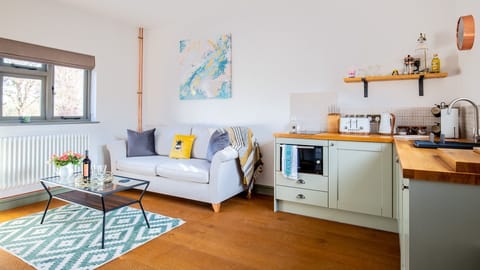 Open Plan Kitchen-Living Area, Paddock Cottage, Bolthole Retreats