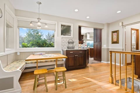 "OMG! What a beautiful space! The house had everything you could want or wish for in a vacation rental." - D