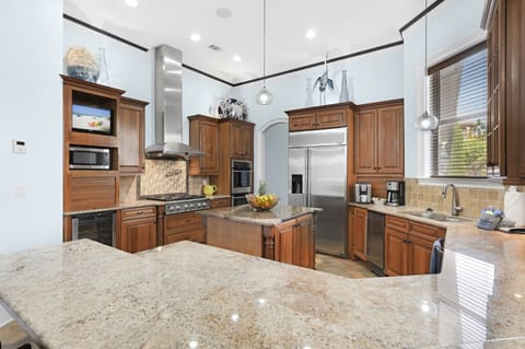 Wonderful Gourmet Kitchen