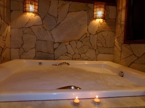Superior Chalet, Hot Tub | Bathroom | Towels
