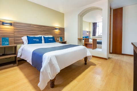 Double Room | Hypo-allergenic bedding, free WiFi, bed sheets