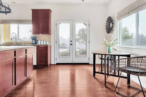 89570bf2 ccf2 4382 97ae 40b1769ab30a