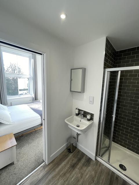 Apartment, Ensuite, Garden View | Bathroom