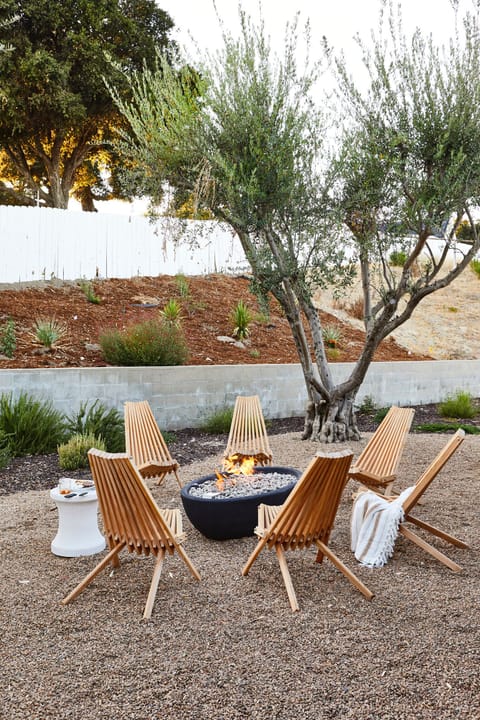 Gas Firepit in the backyard for a Relaxing Evening