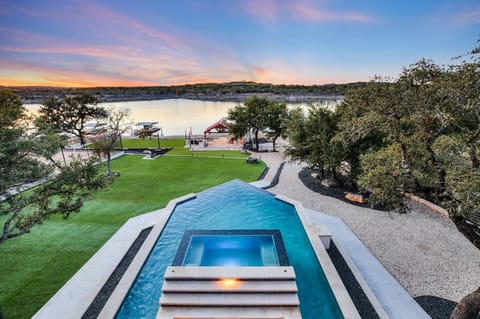 Welcome to your TX Retreat!