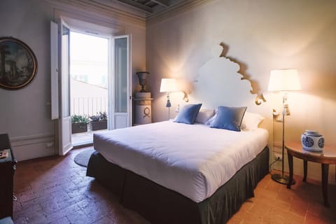 Luxury Suite | Frette Italian sheets, premium bedding, down comforters