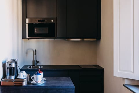 Panoramic Loft | Private kitchen | Espresso maker, coffee/tea maker, electric kettle