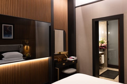 Prestige Room | Free minibar items, in-room safe, blackout drapes, soundproofing