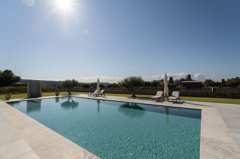 Outdoor pool, pool umbrellas