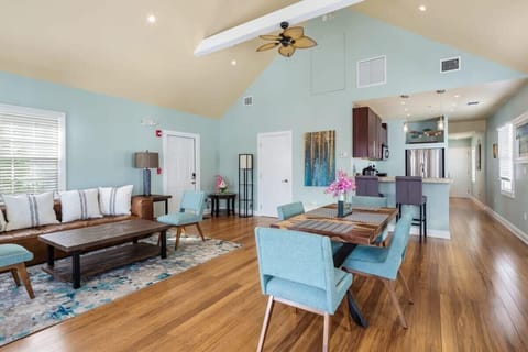 Sky Suite - Living Area