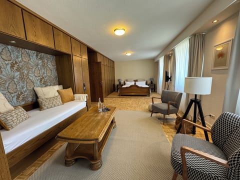 Standard Studio | Blackout drapes, iron/ironing board, free WiFi, bed sheets