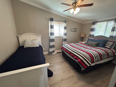 Bedroom 1 (Queen, twin, twin pullout trundle)