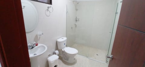 Superior Double Room | Bathroom | Shower, heated floors, towels, soap