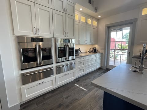 Double Ovens and Double warming Drawers
