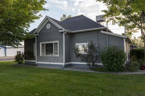 September early morning west side of house and yard.
