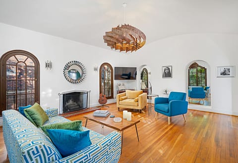 Newly updated! Bright, open living room with luxury details and Samsung smart TV