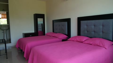 Business Room, 2 Double Beds | Premium bedding, free WiFi