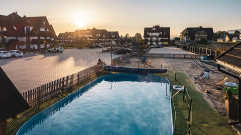 Seasonal outdoor pool