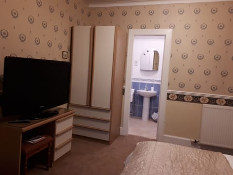 Double Room | Individually decorated, individually furnished, desk, free WiFi