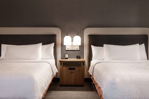Suite, 2 Queen Beds, Accessible, Bathtub (Mobility & Hearing) | In-room safe, bed sheets