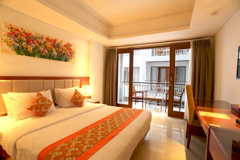 Deluxe Room, Balcony | In-room safe, soundproofing, iron/ironing board, rollaway beds