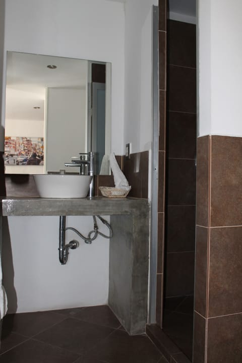 Junior Suite | Bathroom sink