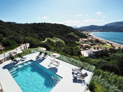 Villa Euphoria Apt 1 Afionas Corfu Communal Swimming Pool
