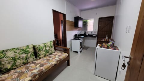 Standard Room | Private kitchen | Microwave, oven, cookware/dishes/utensils