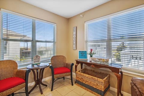 House (5 Bedrooms) | Property amenity